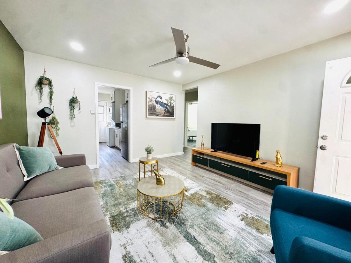 Urban Oasis Stylish Comfort In Northpark South Park Apartment San Diego