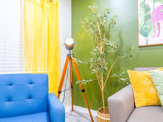 Urban Oasis Stylish Comfort In Northpark South Park Apartment